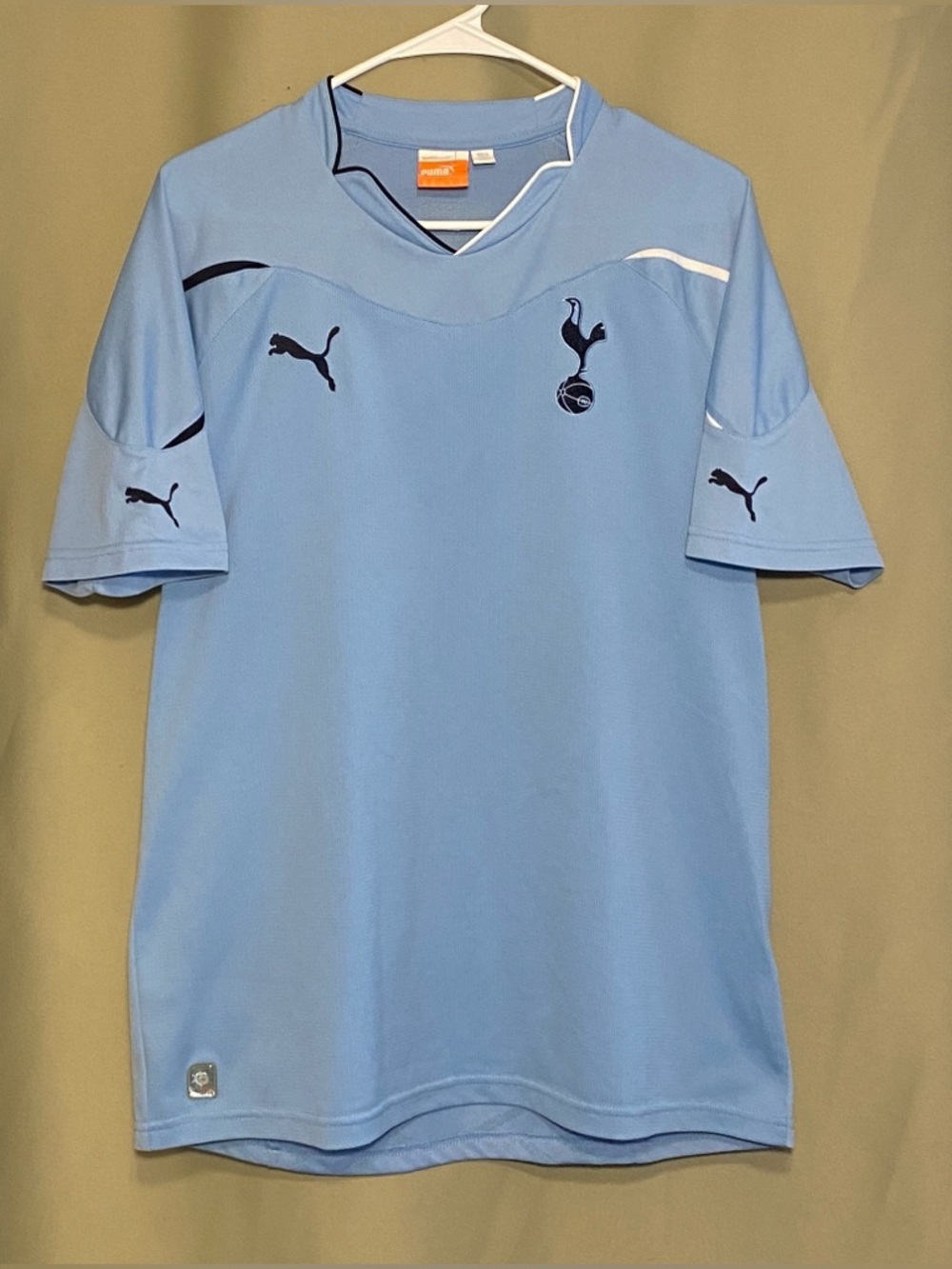 Tottenham Hotspur 2010-11  Away Soccer Jersey Puma   size M